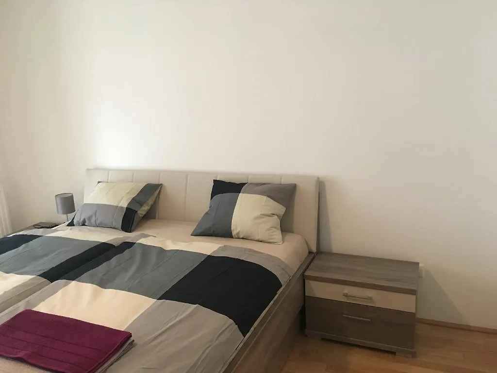 Kontakt z Dc Living Donaucity
