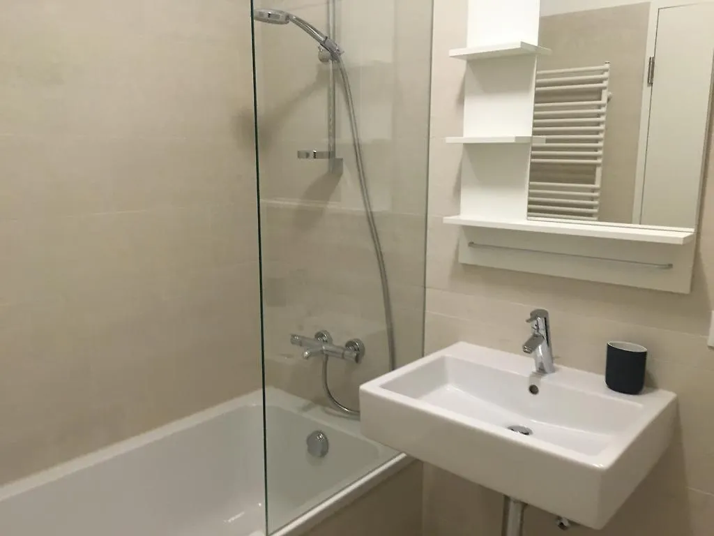 Dc Living Donaucity Hotel Wiedeń